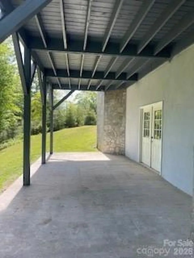 38 Beaus Valley Drive Roaring Gap NC 28668