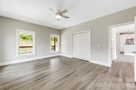 338 Espen Ridge Woodfin NC 28804