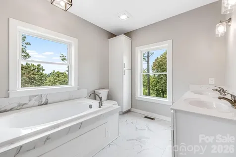 338 Espen Ridge Woodfin NC 28804
