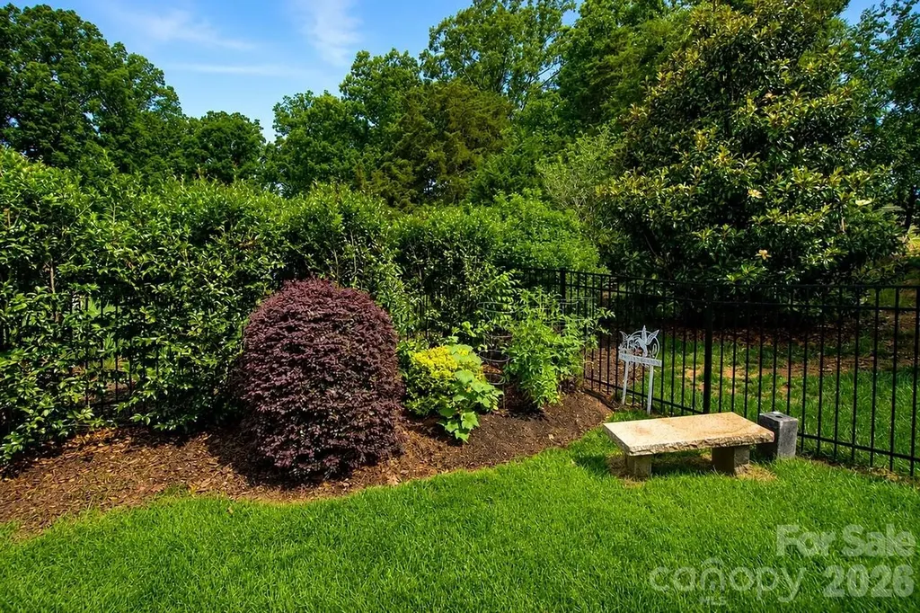 448 Flat Rock Drive Denver NC 28037