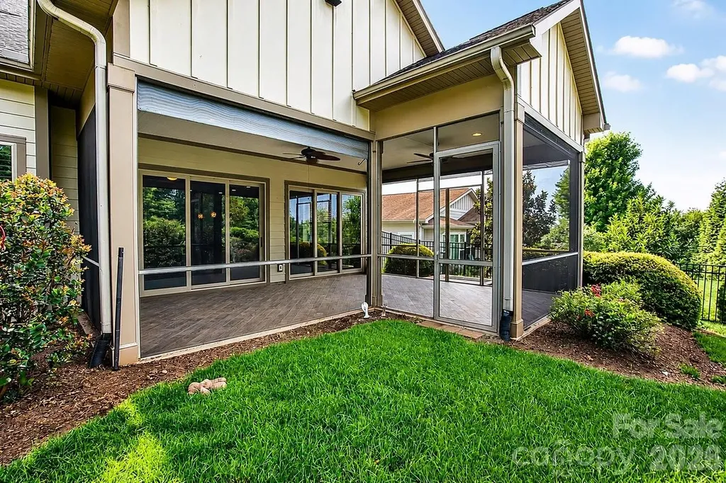 448 Flat Rock Drive Denver NC 28037