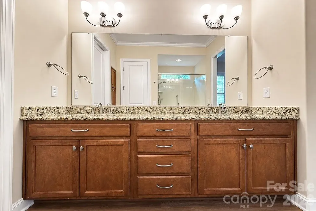 448 Flat Rock Drive Denver NC 28037