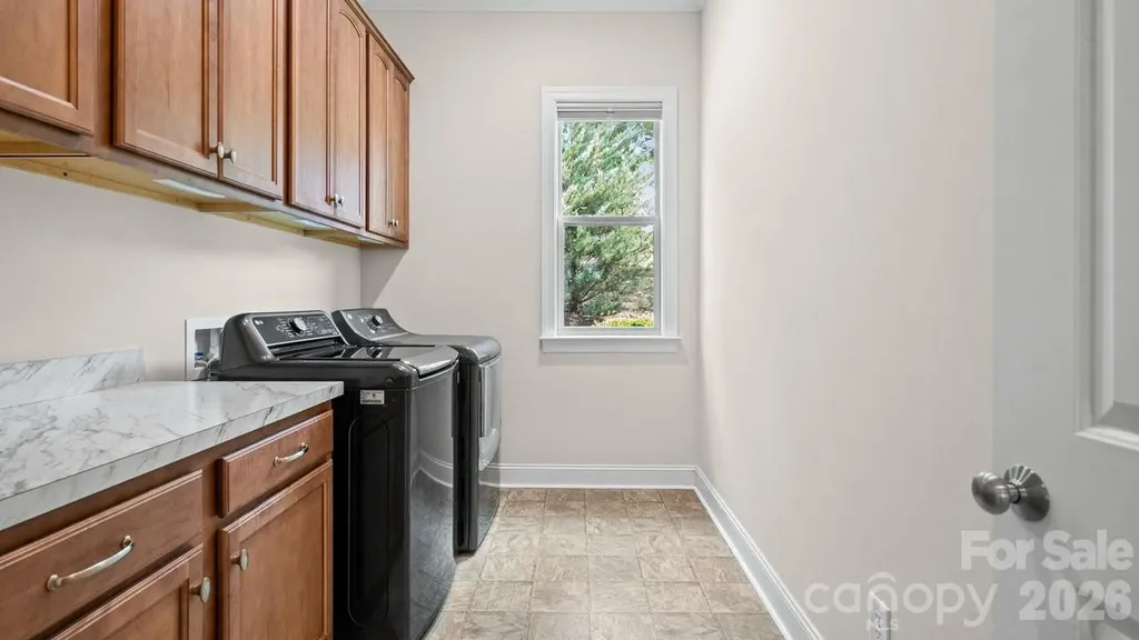 448 Flat Rock Drive Denver NC 28037