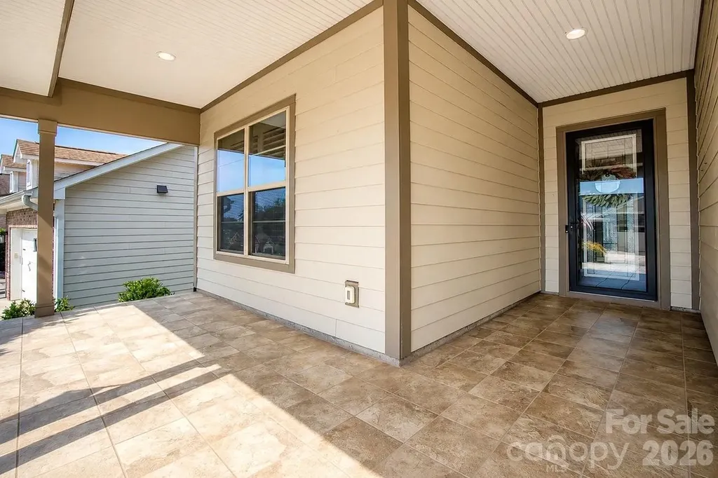 448 Flat Rock Drive Denver NC 28037