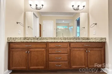 448 Flat Rock Drive Denver NC 28037