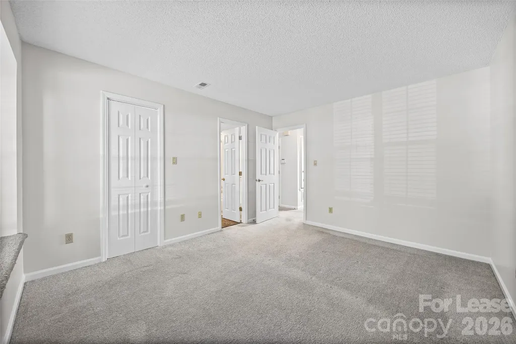 2920 Iron Gate Lane Charlotte NC 28212