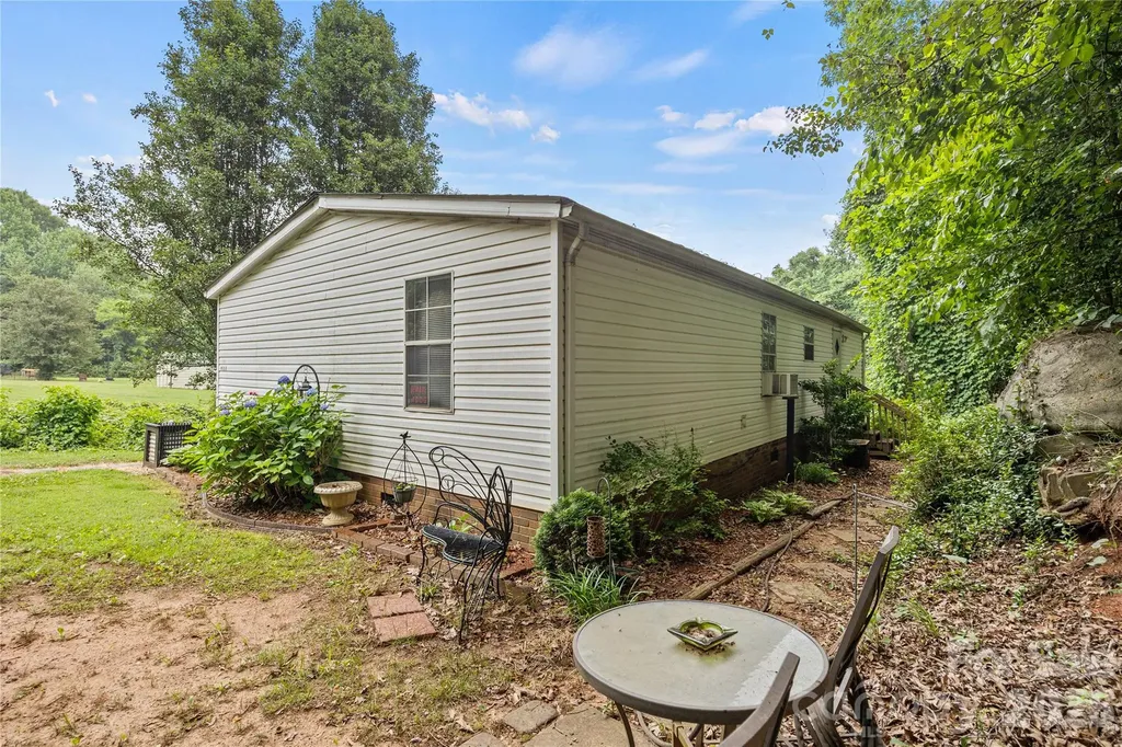 323 Carlyle Road Troutman NC 28166