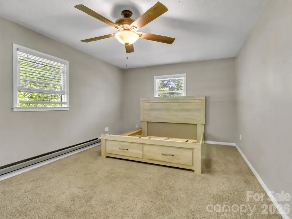 252 Oak Park Drive Clyde NC 28721