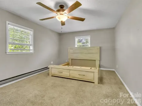 252 Oak Park Drive Clyde NC 28721