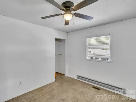 252 Oak Park Drive Clyde NC 28721