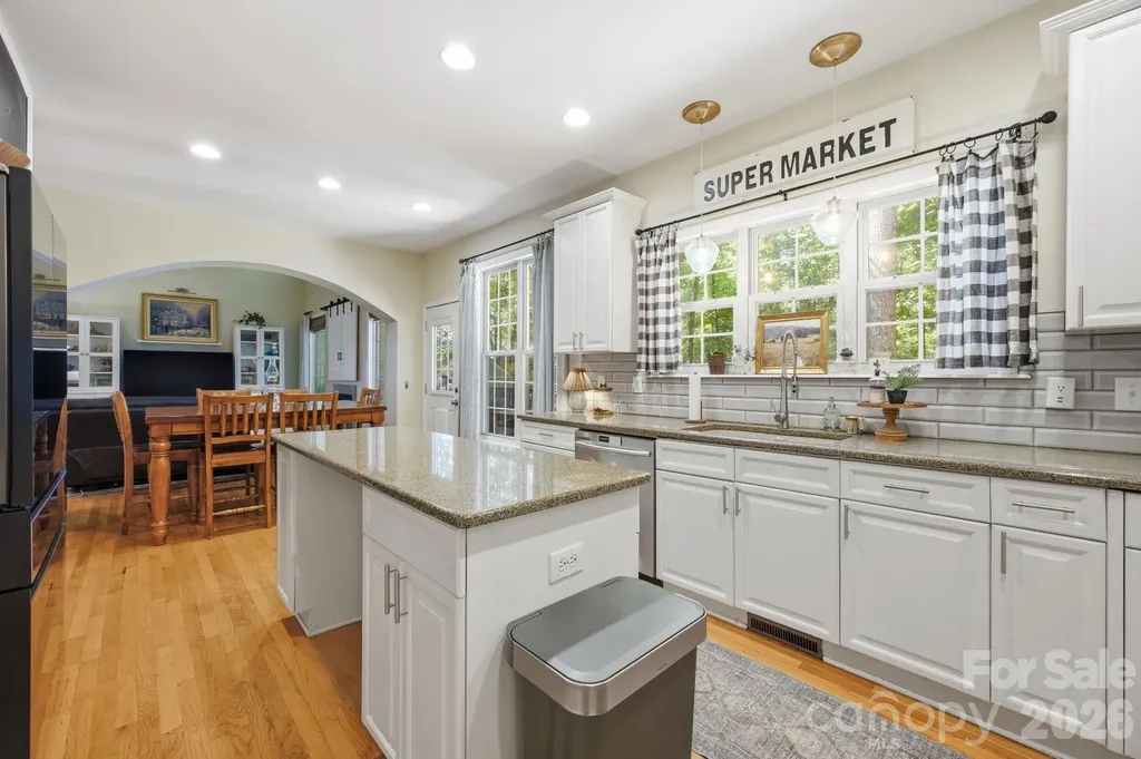 2006 Wedgewood Drive Weddington NC 28104