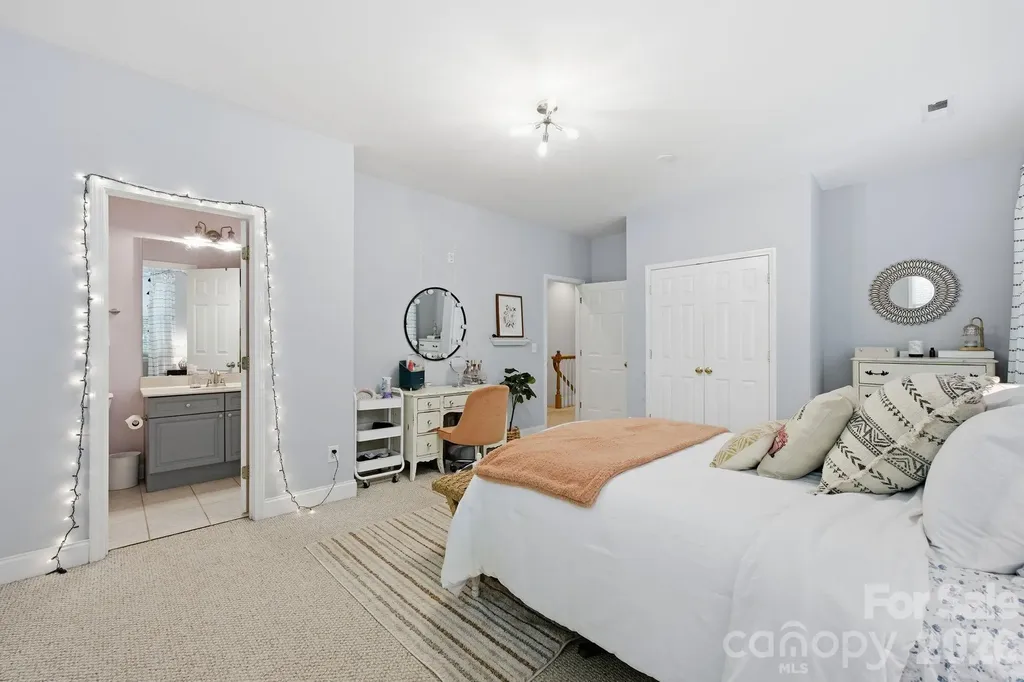 2006 Wedgewood Drive Weddington NC 28104