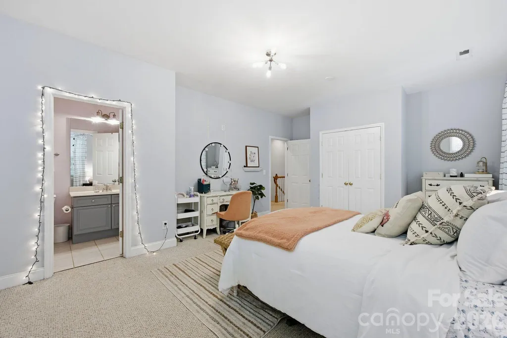 2006 Wedgewood Drive Weddington NC 28104