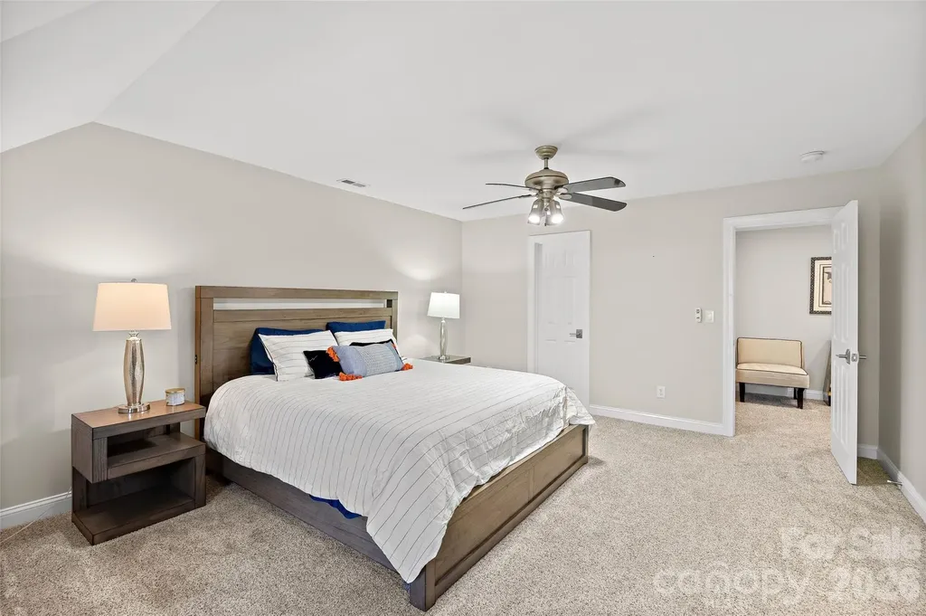 3112 Ethereal Lane Charlotte NC 28226