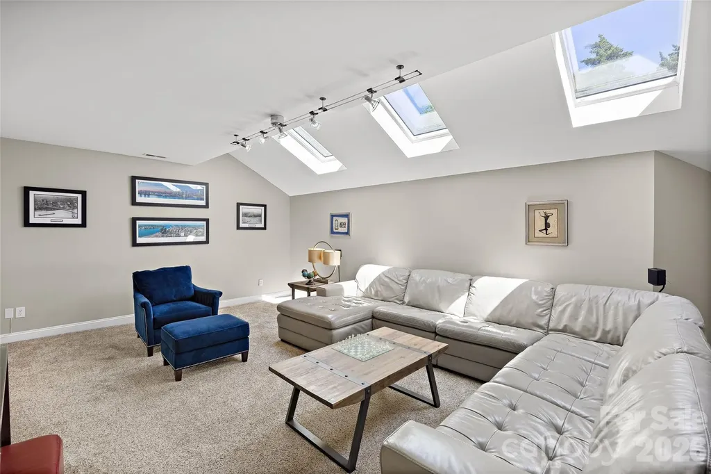 3112 Ethereal Lane Charlotte NC 28226