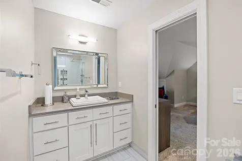 3112 Ethereal Lane Charlotte NC 28226