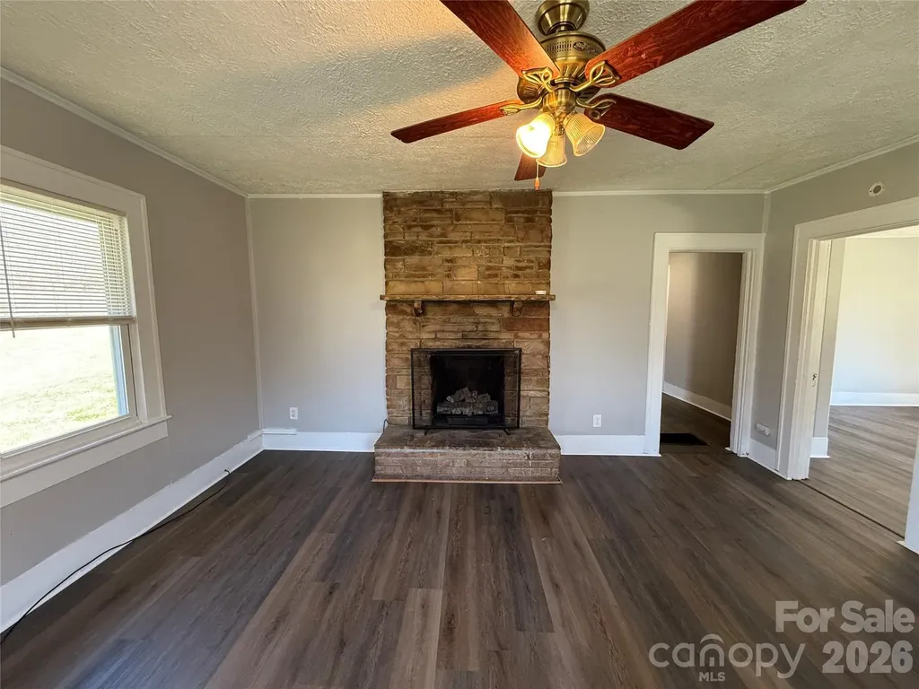 40 Little Knob Road Asheville NC 28803