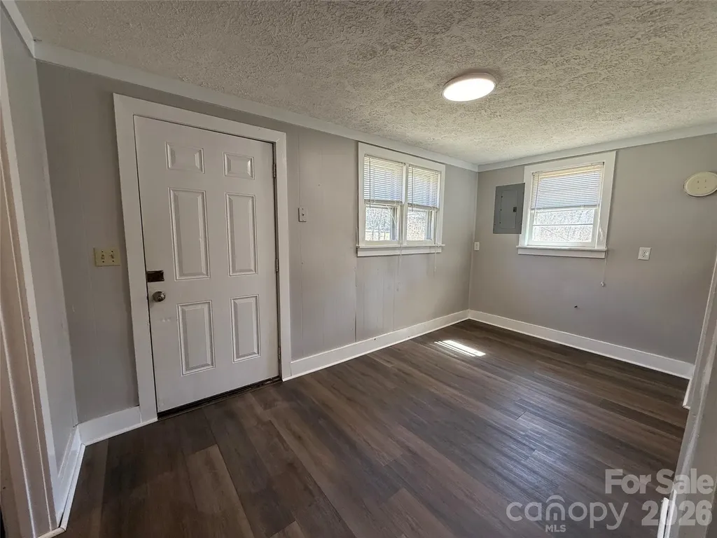 40 Little Knob Road Asheville NC 28803
