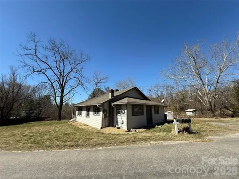 40 Little Knob Road Asheville NC 28803