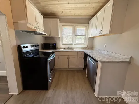 40 Little Knob Road Asheville NC 28803