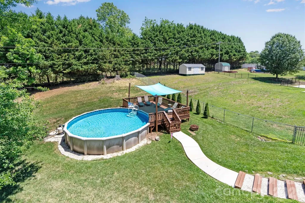3353 48th Avenue Lane NE Hickory NC 28601
