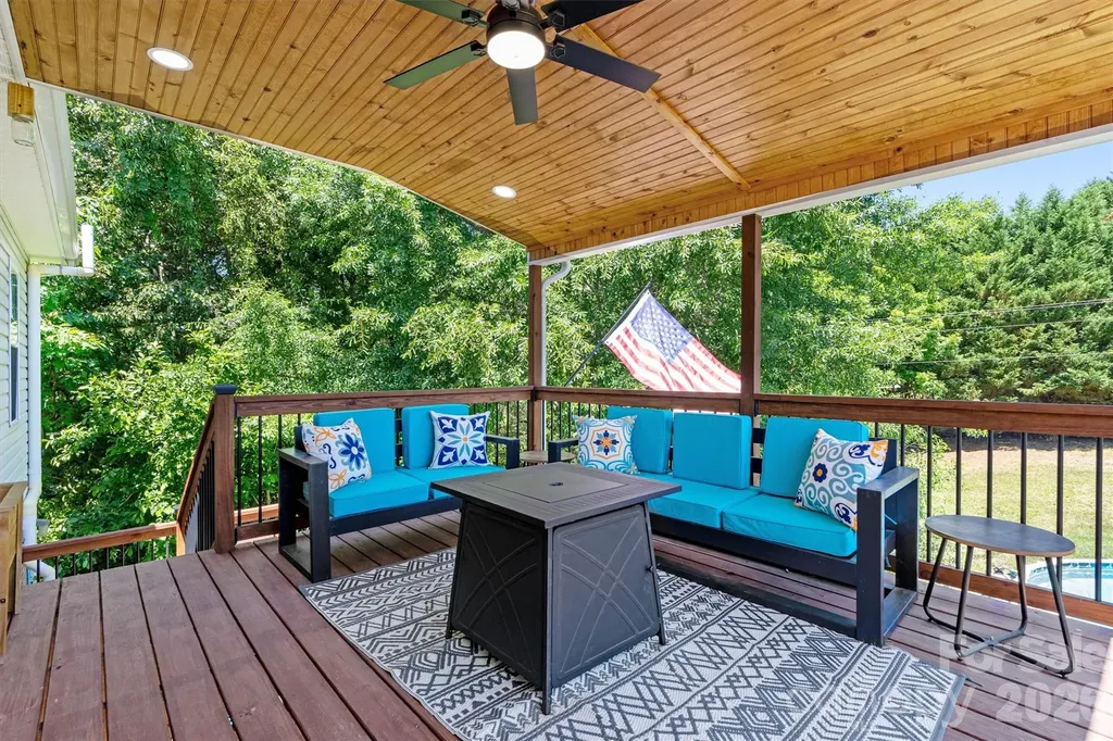 3353 48th Avenue Lane NE Hickory NC 28601