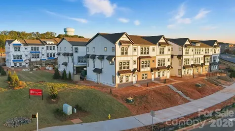 1820 Alexander Village Main Drive Charlotte NC 28262