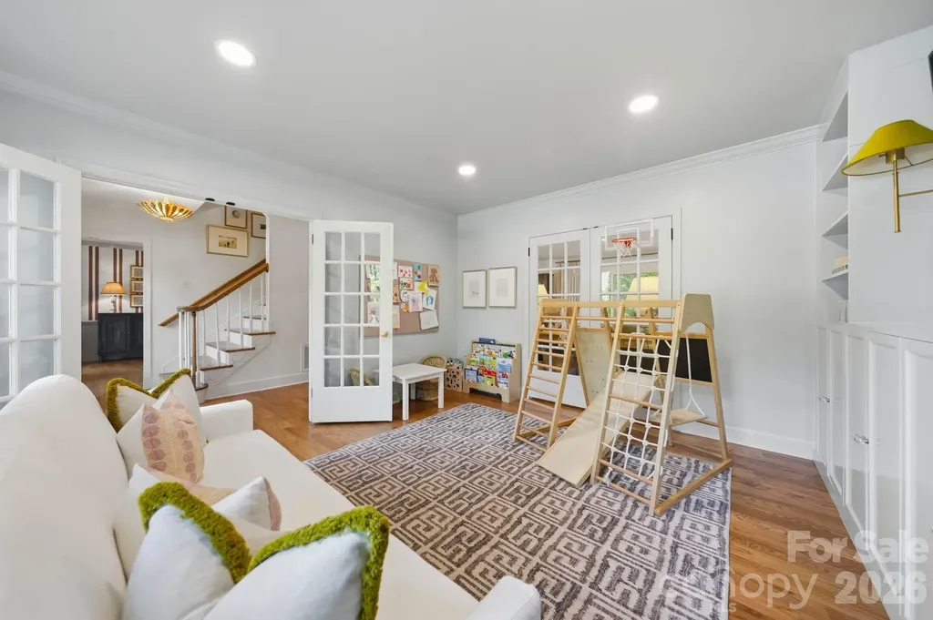 1015 Thistle Court Charlotte NC 28211