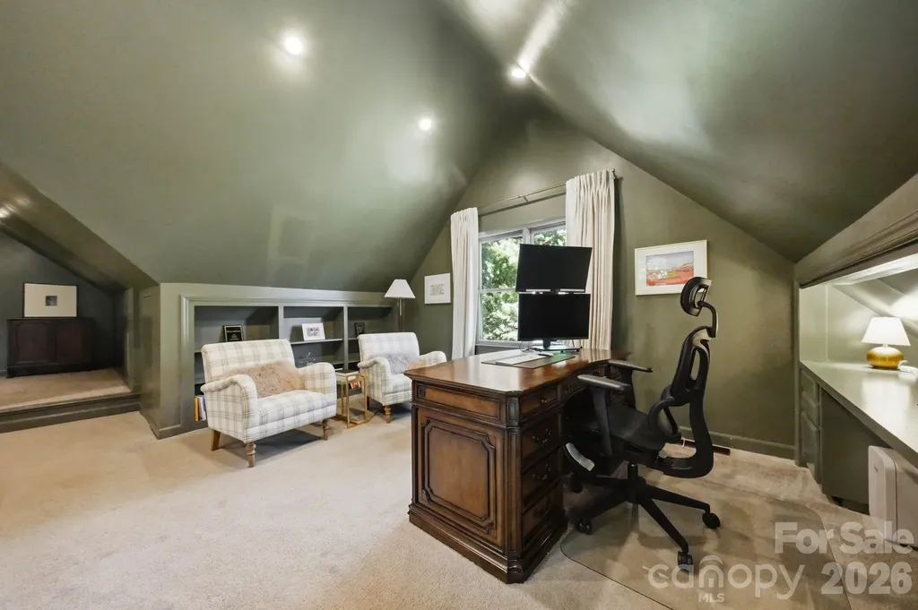 1015 Thistle Court Charlotte NC 28211