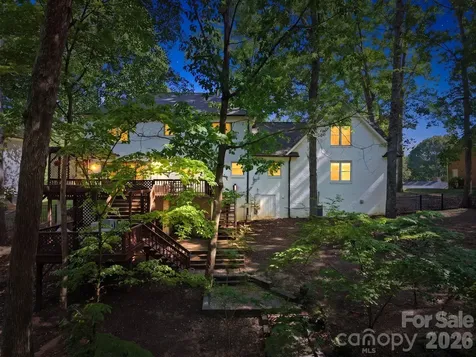 1015 Thistle Court Charlotte NC 28211