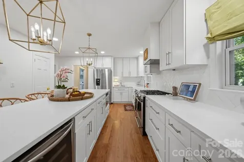 1015 Thistle Court Charlotte NC 28211