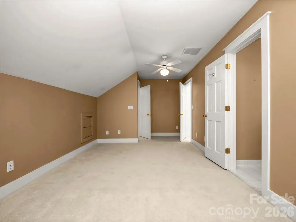4 Lacoste Drive Hendersonville NC 28739