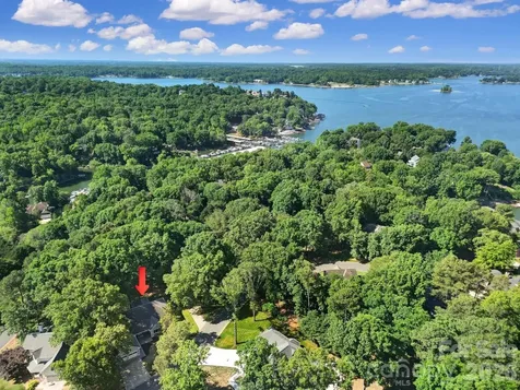 26037 Windjammer Drive Tega Cay SC 29708