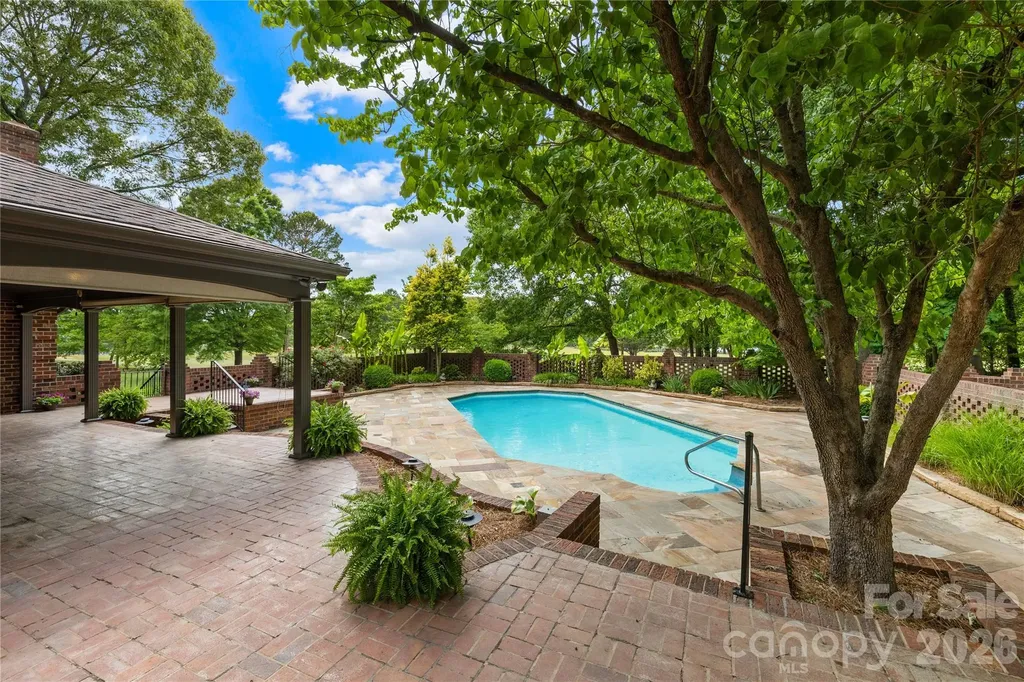 3765 Glenn Oaks Drive Maiden NC 28650