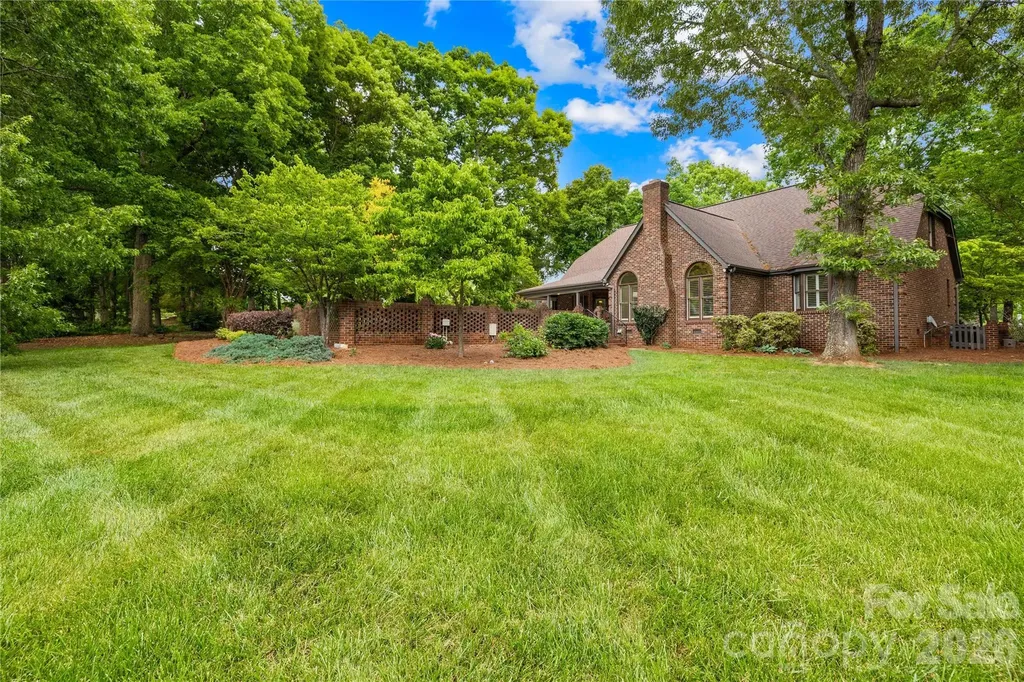 3765 Glenn Oaks Drive Maiden NC 28650