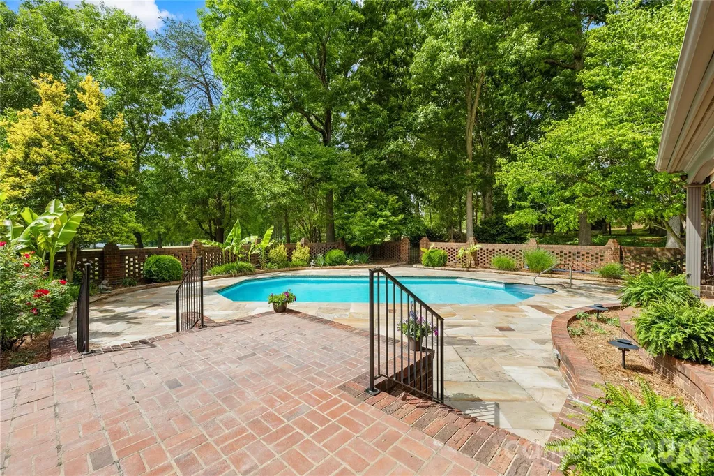 3765 Glenn Oaks Drive Maiden NC 28650