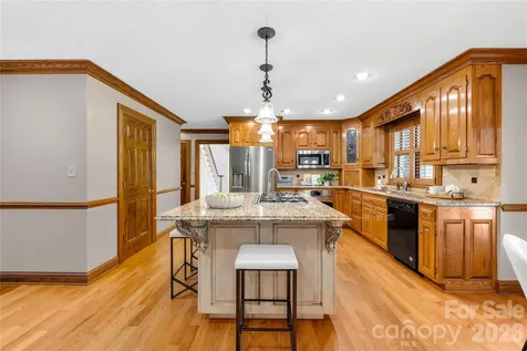 3765 Glenn Oaks Drive Maiden NC 28650
