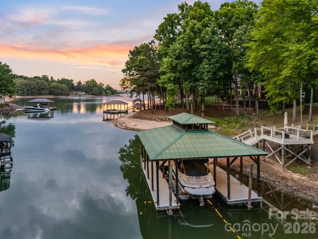 2243 Whiterock Court Sherrills Ford NC 28673