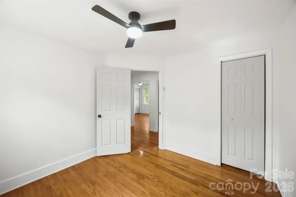 301 Gittens Street Lowell NC 28098