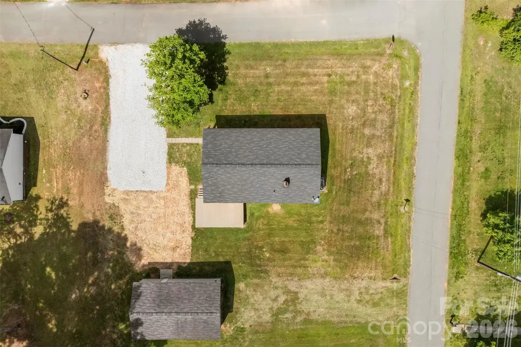 301 Gittens Street Lowell NC 28098