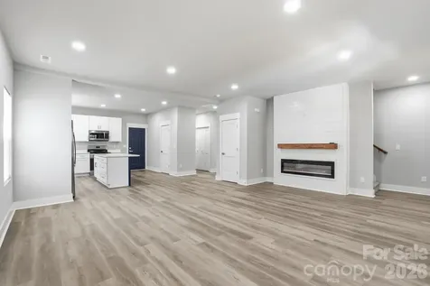 208 Wylie Park Road Lancaster SC 29720