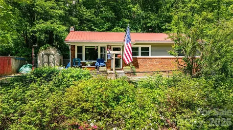 203 Kennedy Drive Swannanoa NC 28778