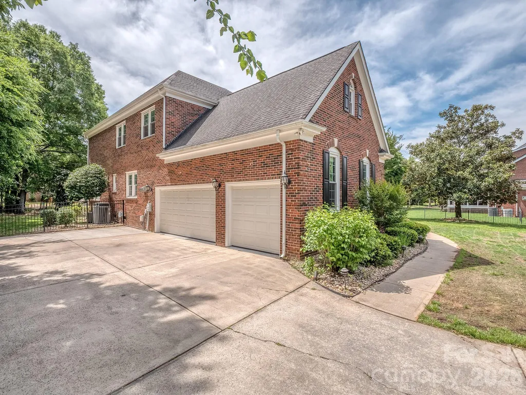 9205 Belmont Lane Waxhaw NC 28173