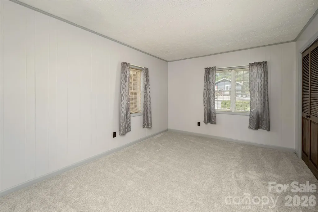 231 Allen Road East Flat Rock NC 28726