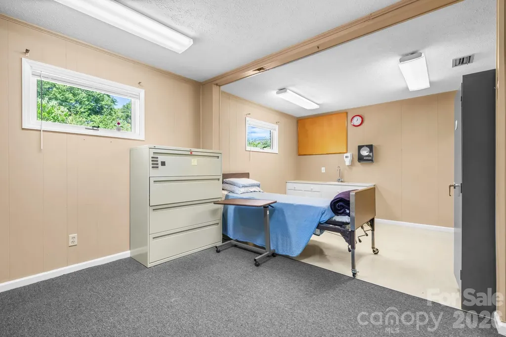 304 S Main Street Morganton NC 28655
