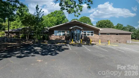 304 S Main Street Morganton NC 28655