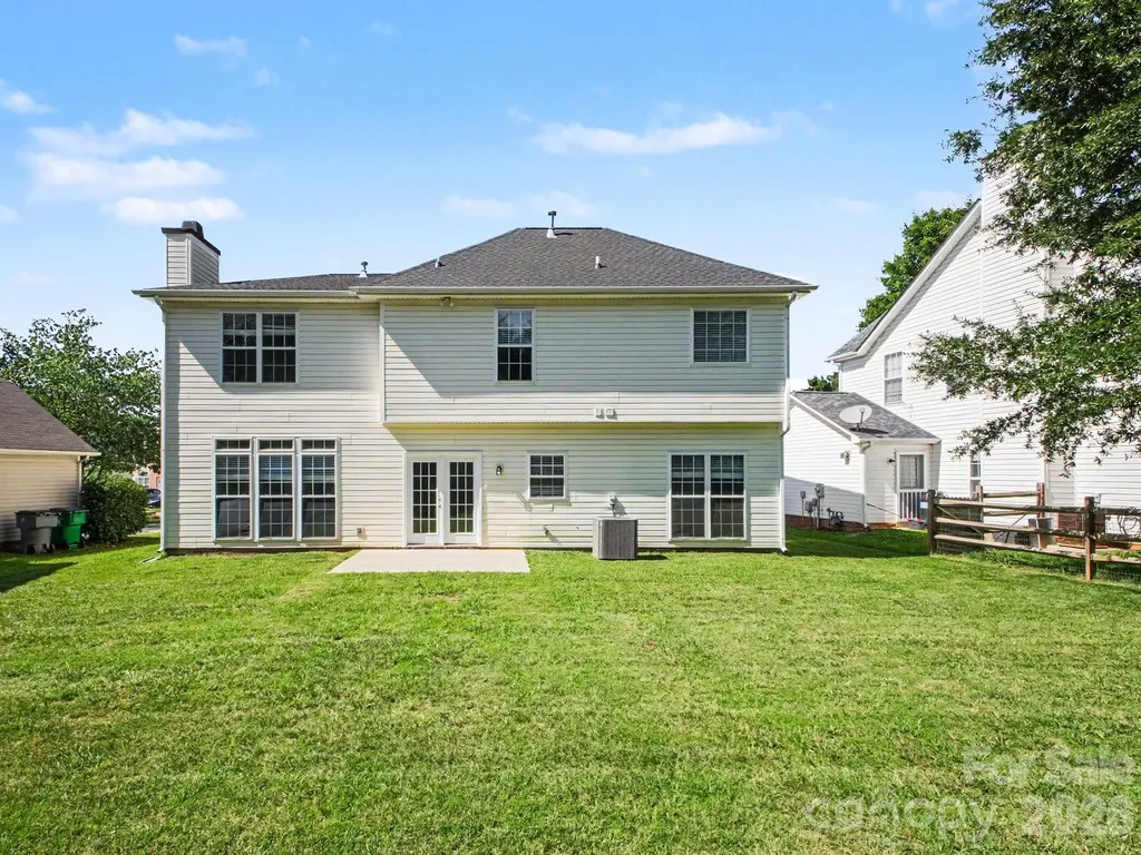 5142 Bentgrass Run Drive Charlotte NC 28269