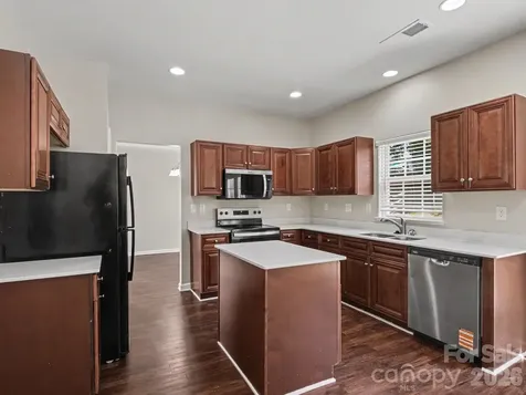 5142 Bentgrass Run Drive Charlotte NC 28269