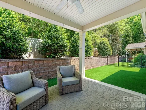 6025 Glenmore Garden Drive Charlotte NC 28270