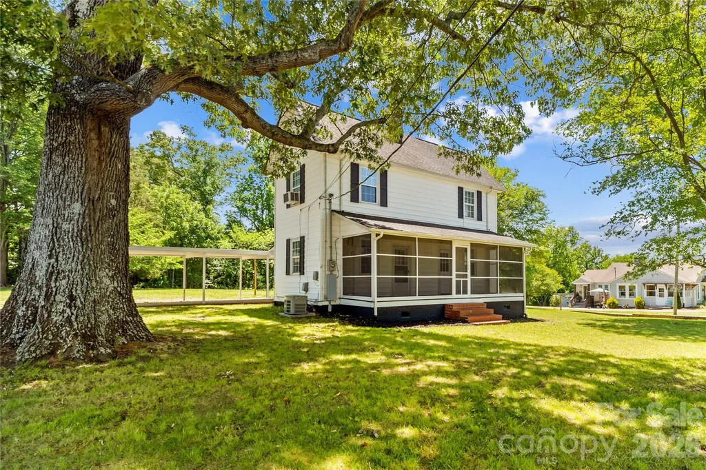 180 Center Street Cooleemee NC 27014
